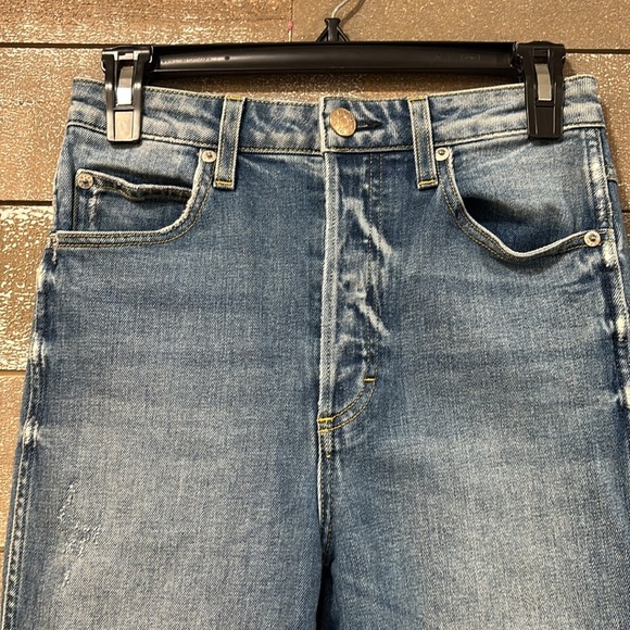 AMO Chloe Crop Girl Crush distressed buttonfly Jean size 26 - Picture 4 of 11